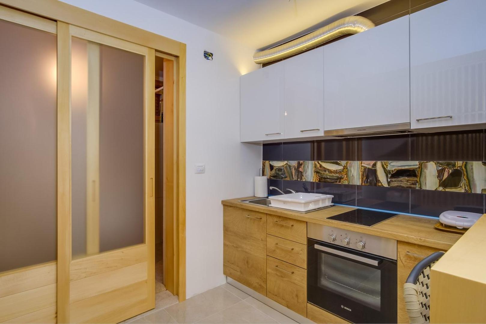 מאלי לוסיניי Elegant Apartment Iris מראה חיצוני תמונה